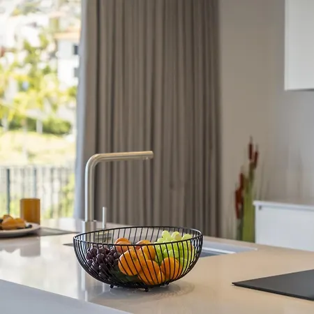 Atlantic Gem By Homie * Câmara de Lobos