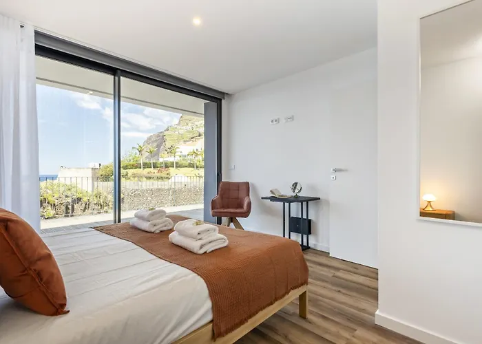 Atlantic Gem By Homie Câmara de Lobos