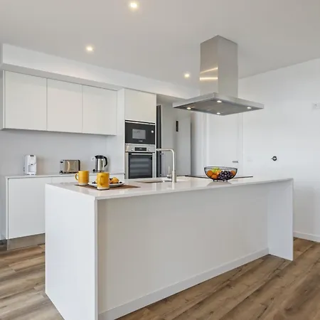 Atlantic Gem By Homie * Камара-де-Лобуш