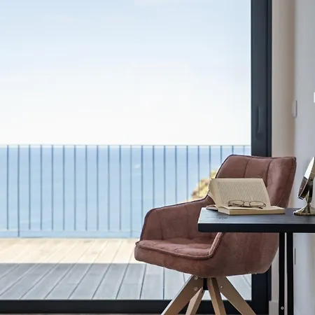 Atlantic Gem By Homie Câmara de Lobos